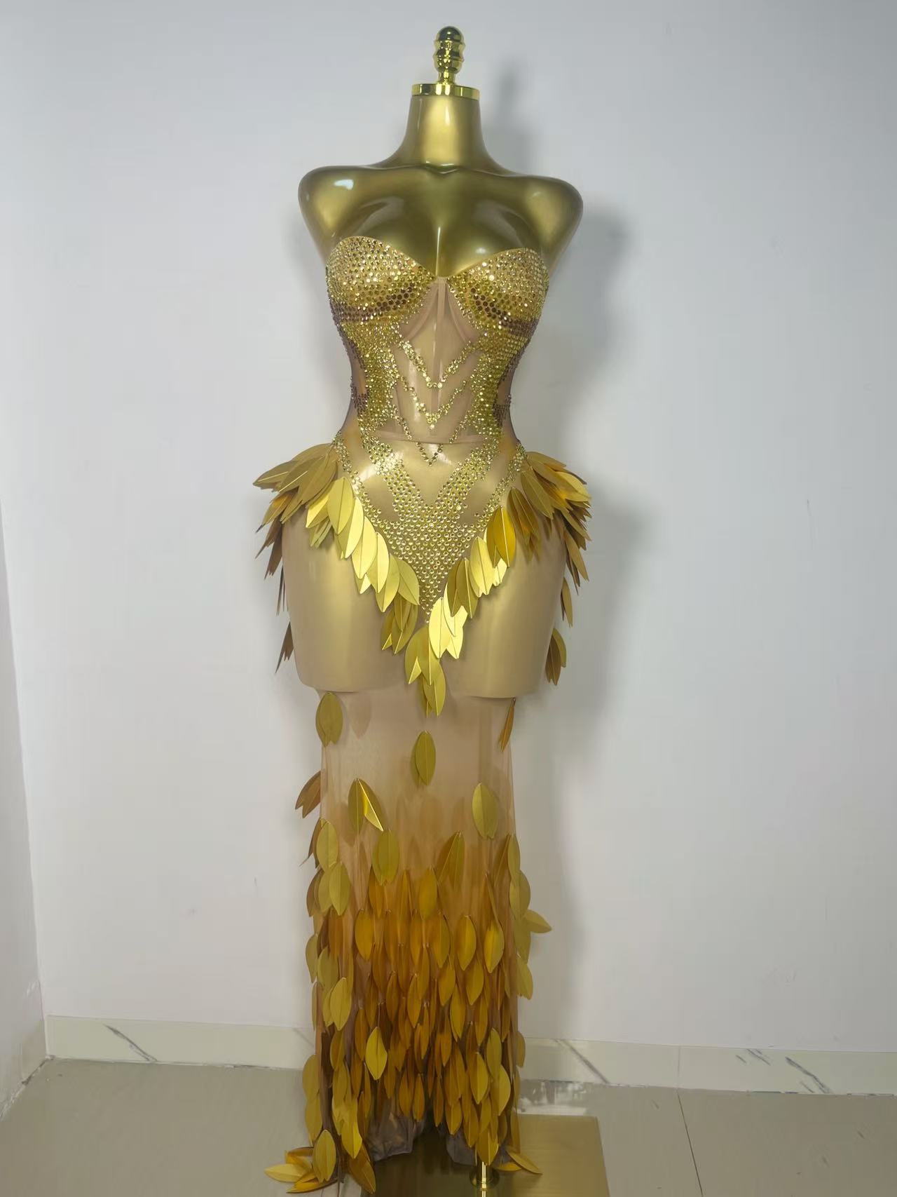 Sparkly Rhinestone Club Party Dress - Блестящее золотое платье с пайетками и